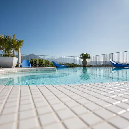 Aparthotel Verdeluna