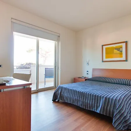 Verdeluna 3*