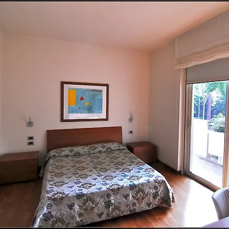 Verdeluna 3*