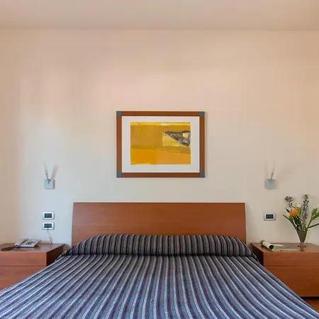 Verdeluna Apartahotel 3*