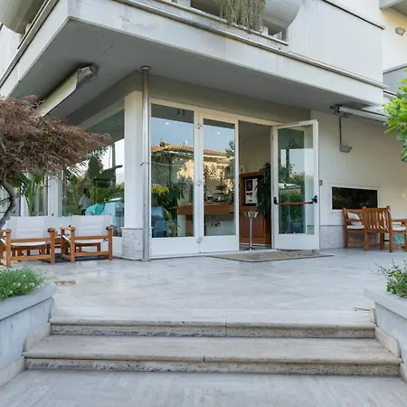 绿色月亮酒店 公寓式酒店