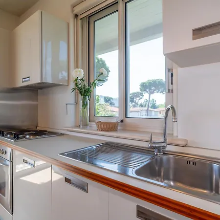Verdeluna مارينا دي بييتراسانْت