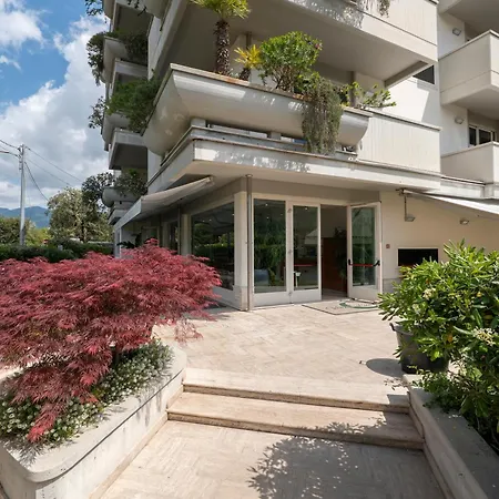 Verdeluna 3* مارينا دي بييتراسانْت